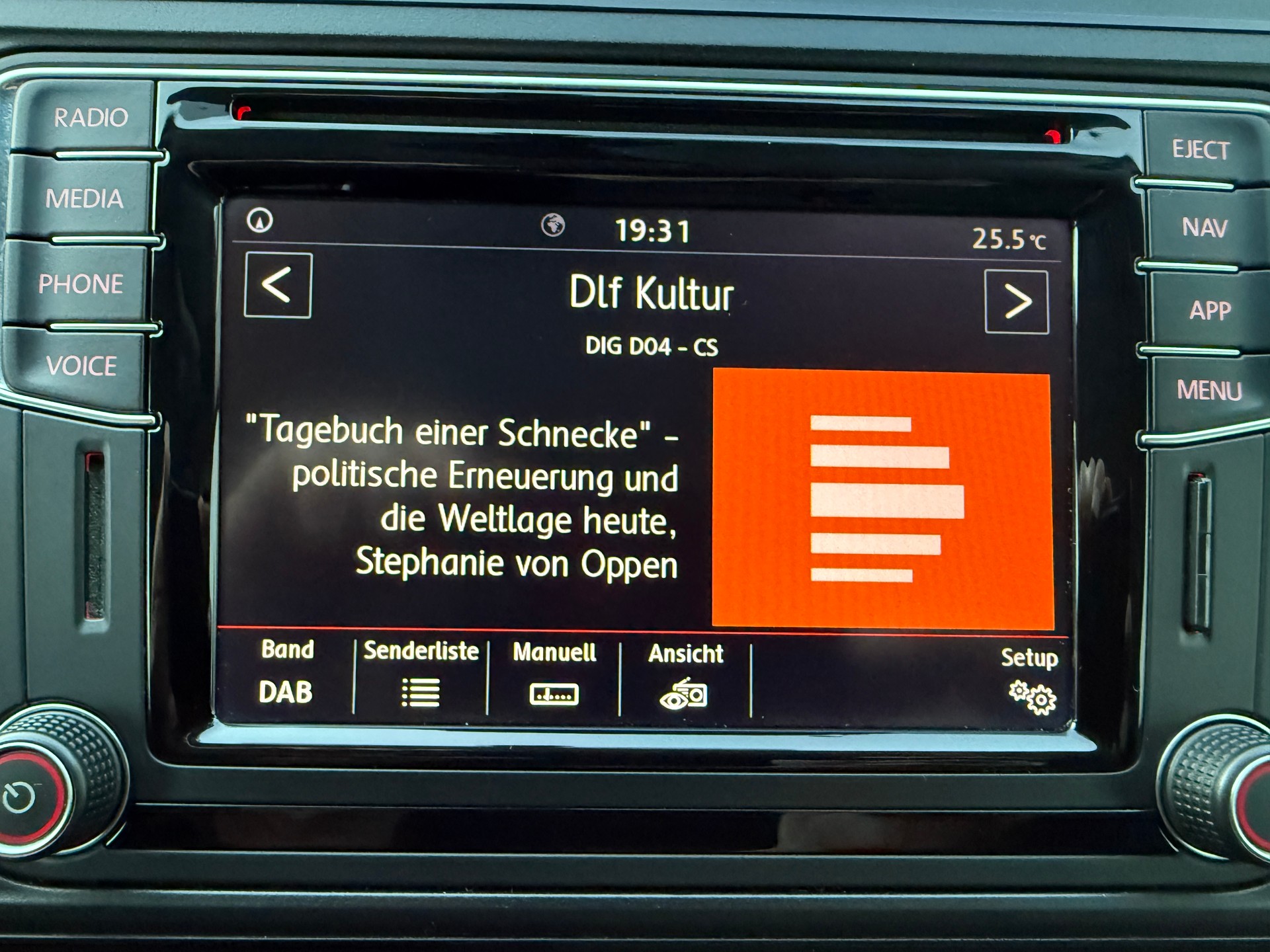 VW T6 2.0 TSI 4Motion DSG *EDITION*-image-23