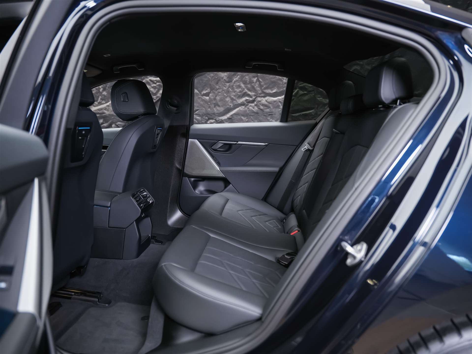 BMW 520d xDrive M Sport Steptronic *21" Felgen*Werksgarantie*Memory*-image-11
