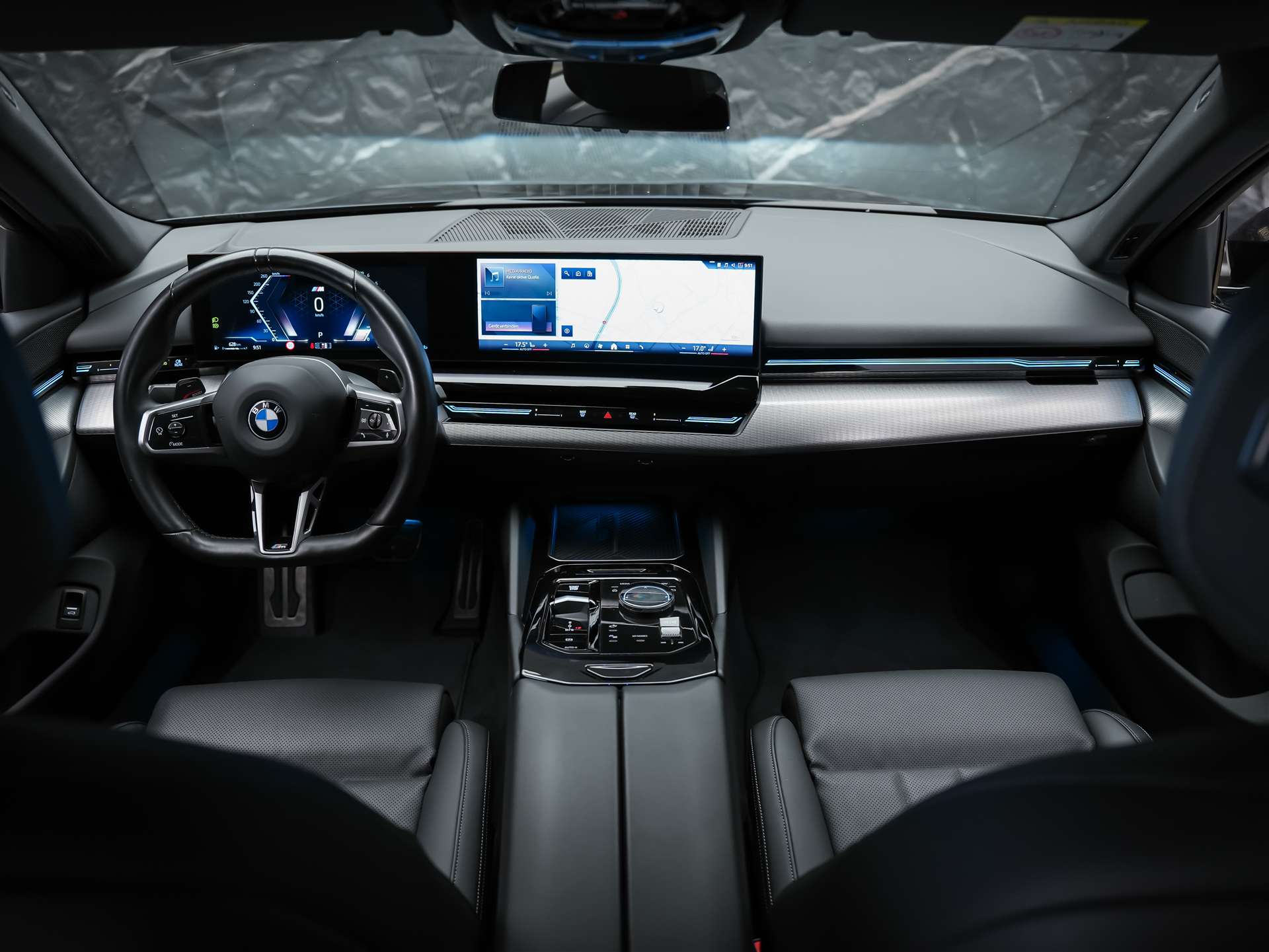 BMW 520d xDrive M Sport Steptronic *21" Felgen*Werksgarantie*Memory*-image-17