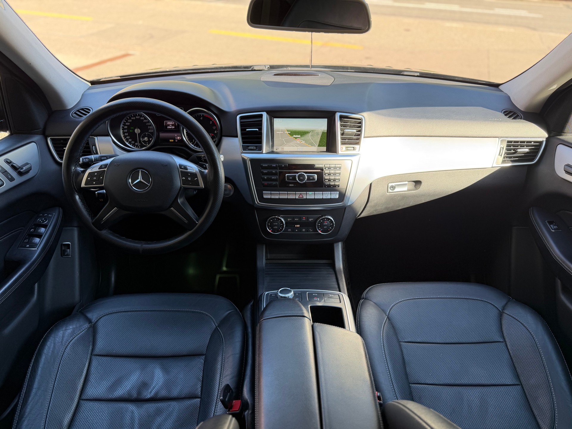 MERCEDES-BENZ ML 350 BlueTEC 4Matic 7G-Tronic-image-7