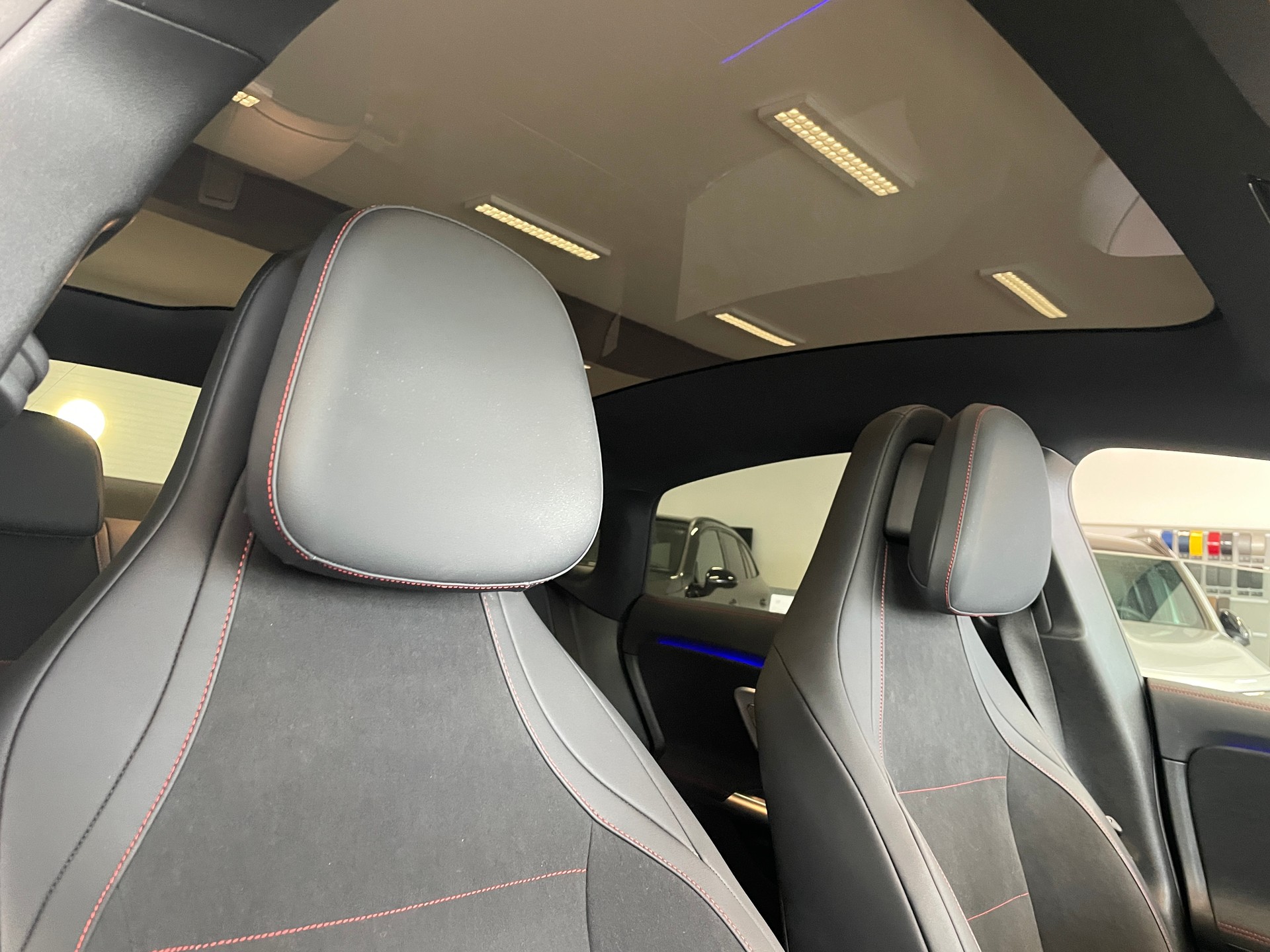 MERCEDES-BENZ CLA 220 8G-DCT 4Matic AMG Line-image-23