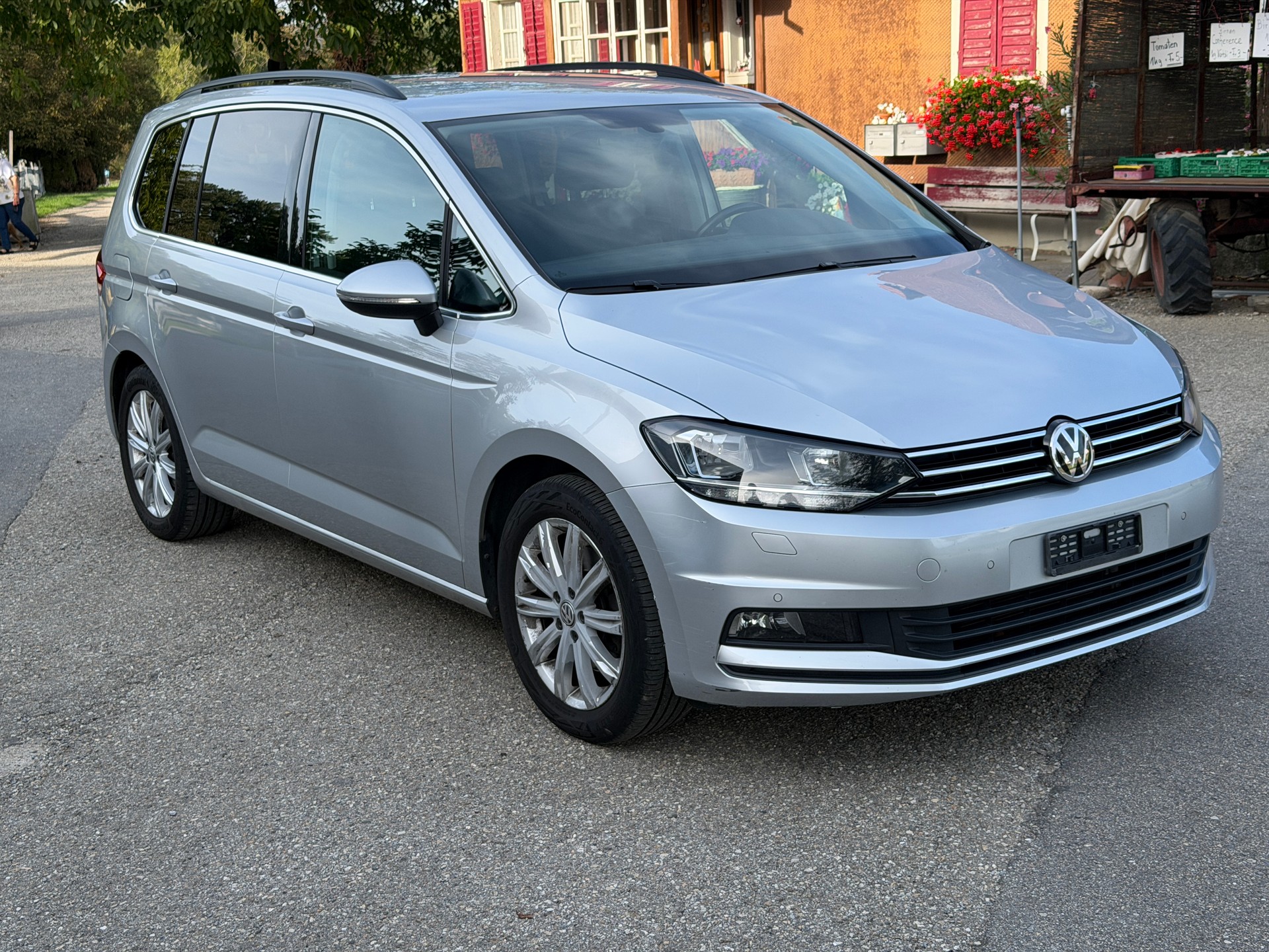 VW Touran 2.0 TDI BlueMotion Technology Comfortline DSG-image-2