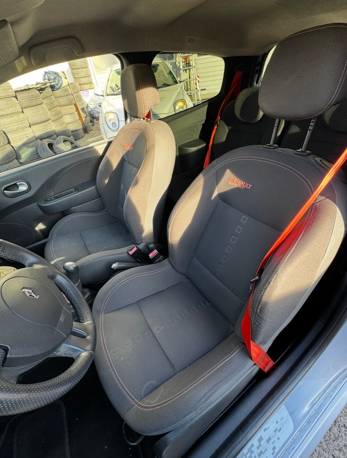 RENAULT Twingo 1.6 16V RS (Sport)-image-9