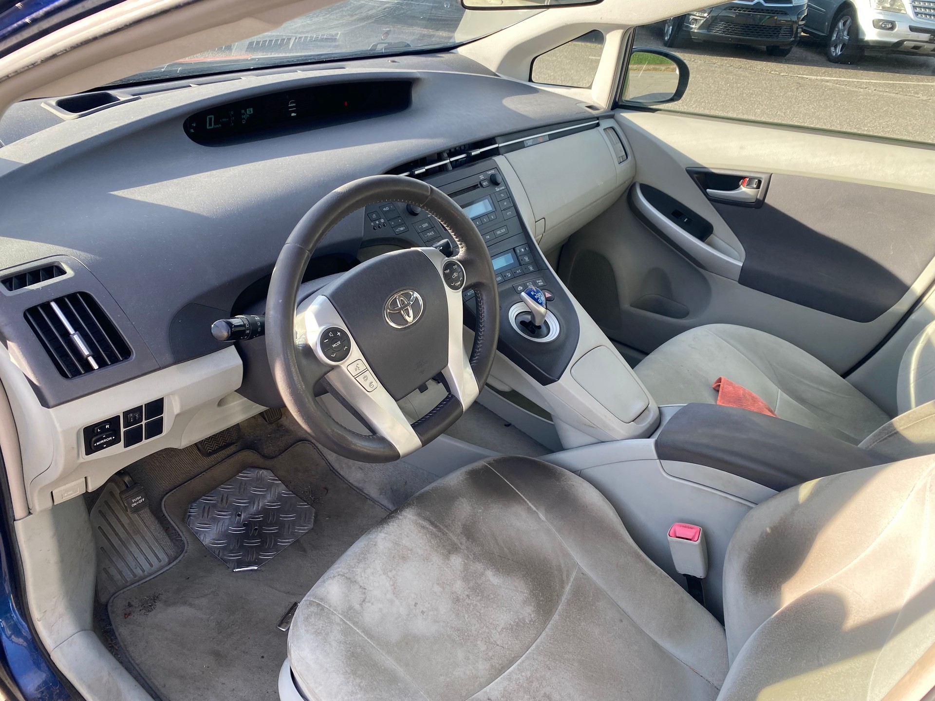 TOYOTA Prius 1.8 16V HSD Sol-image-4