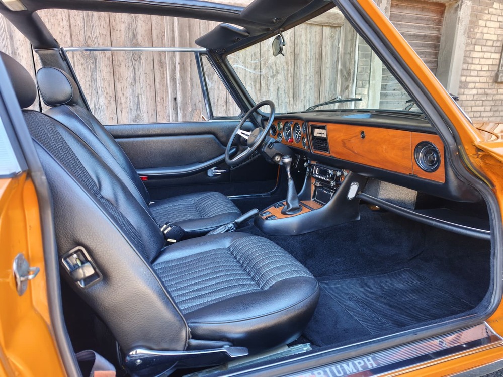 TRIUMPH Stag-image-7