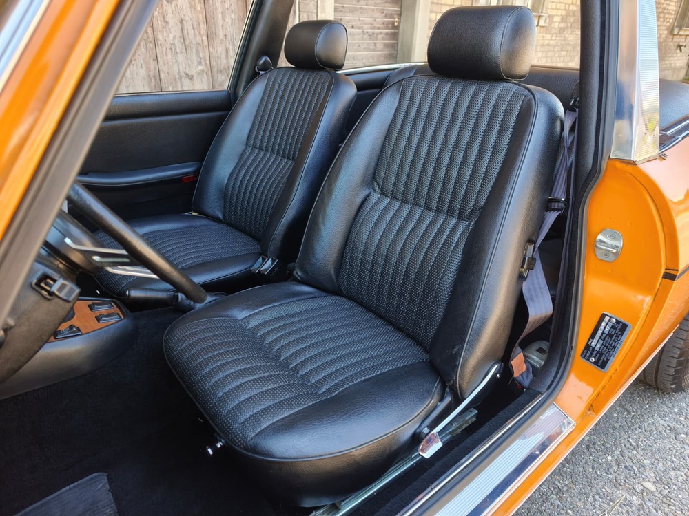TRIUMPH Stag-image-6