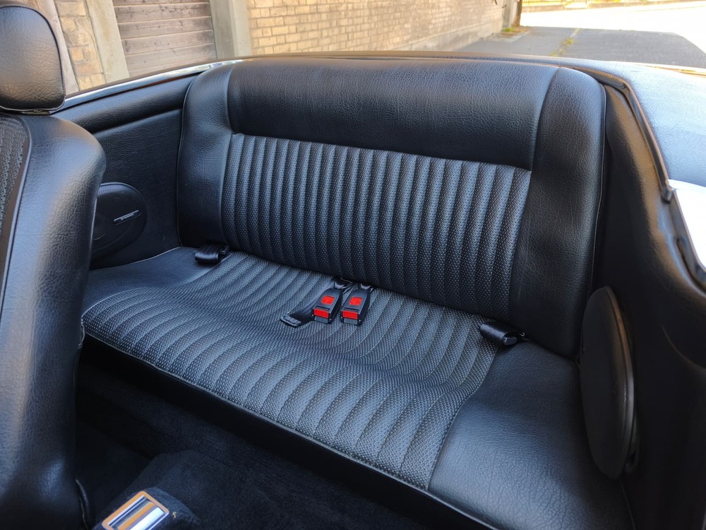 TRIUMPH Stag-image-9
