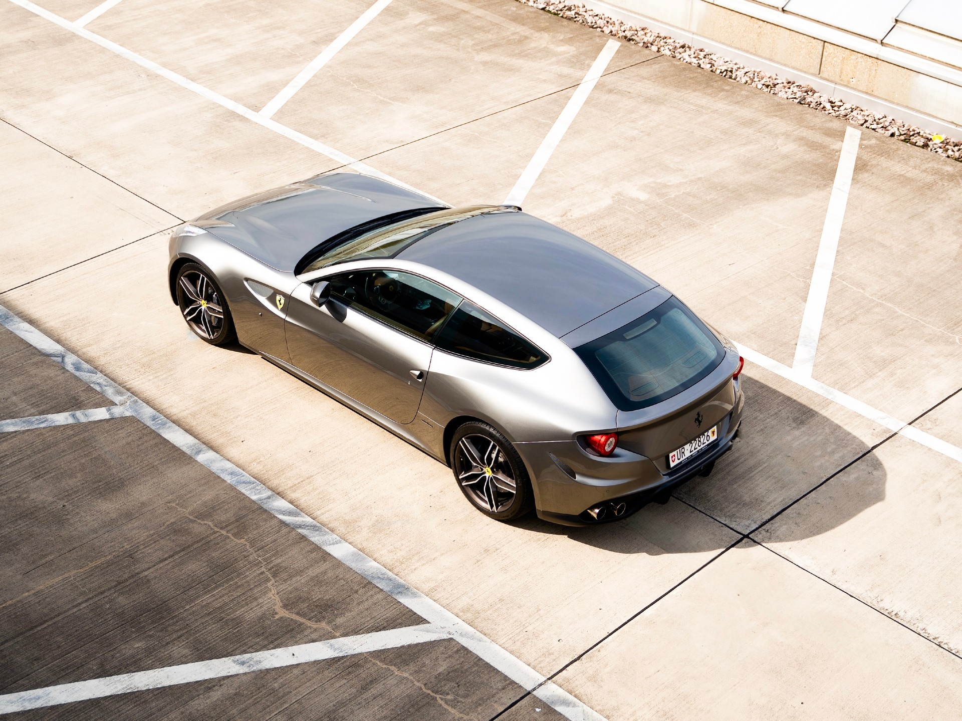FERRARI FF 6.3-image-3
