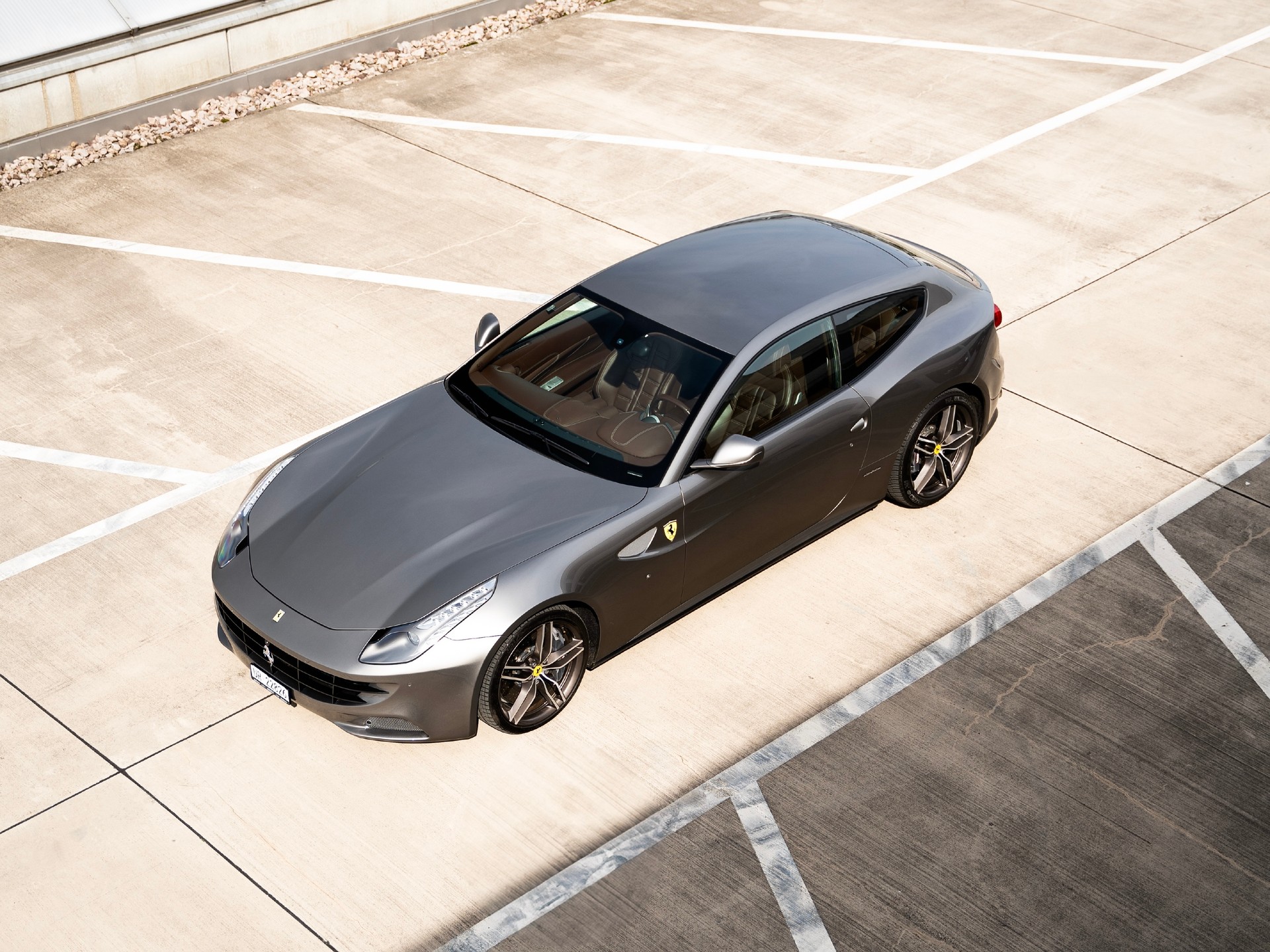 FERRARI FF 6.3-image-2