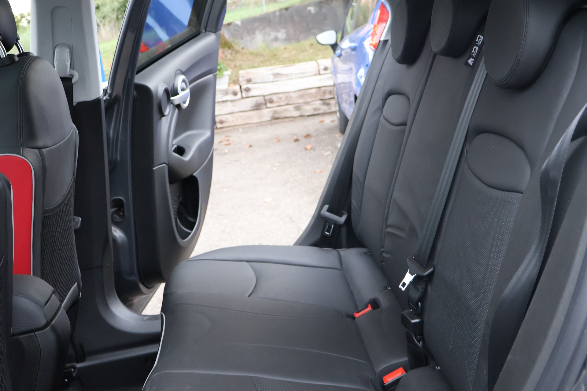 FIAT 500X 1.4T Cross Plus 4x4 Automatic-image-12