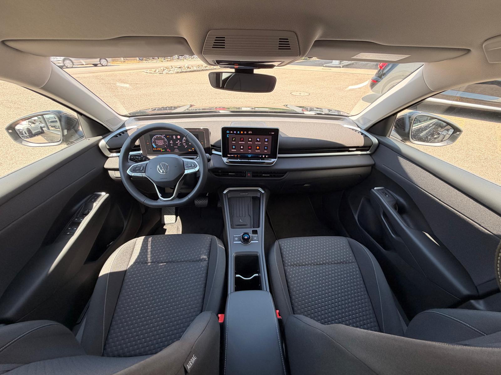 VW T-Roc 1.5 eTSI mHEV Trend DSG-image-22