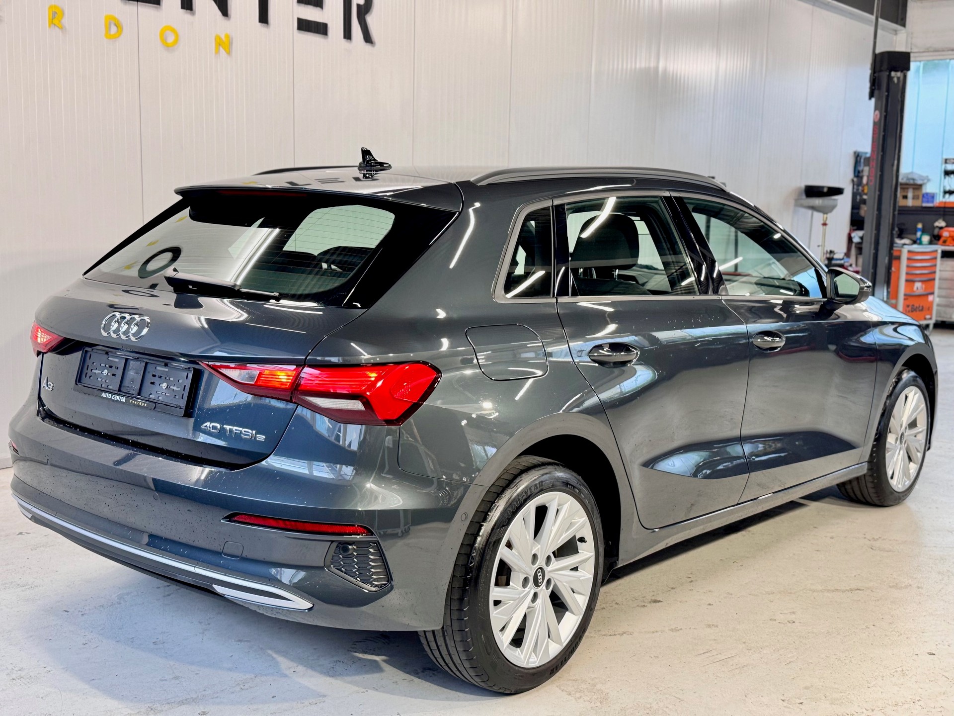 AUDI A3 Sportback 40 TFSI e advanced Attraction S-tronic-image-2