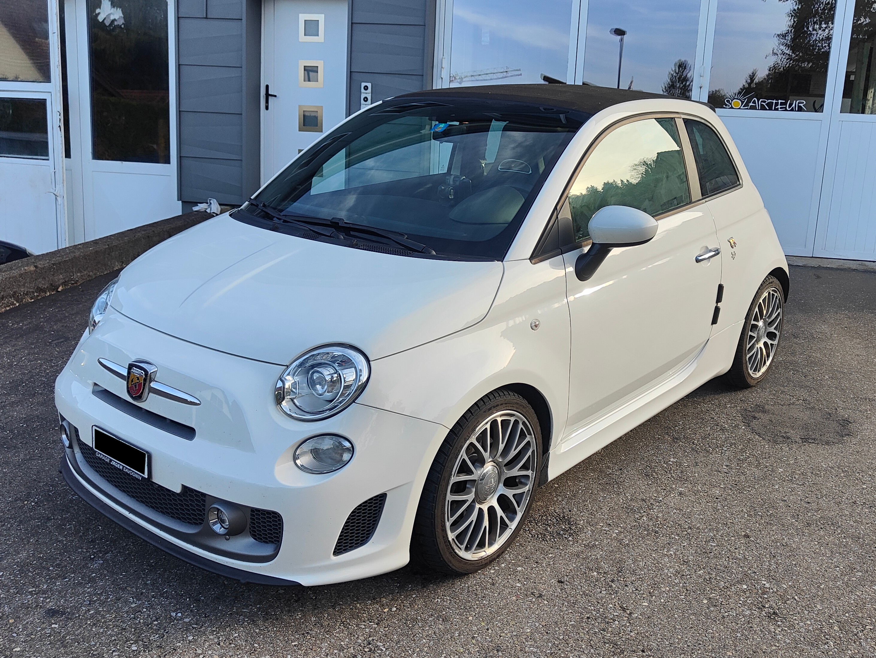 Car photo