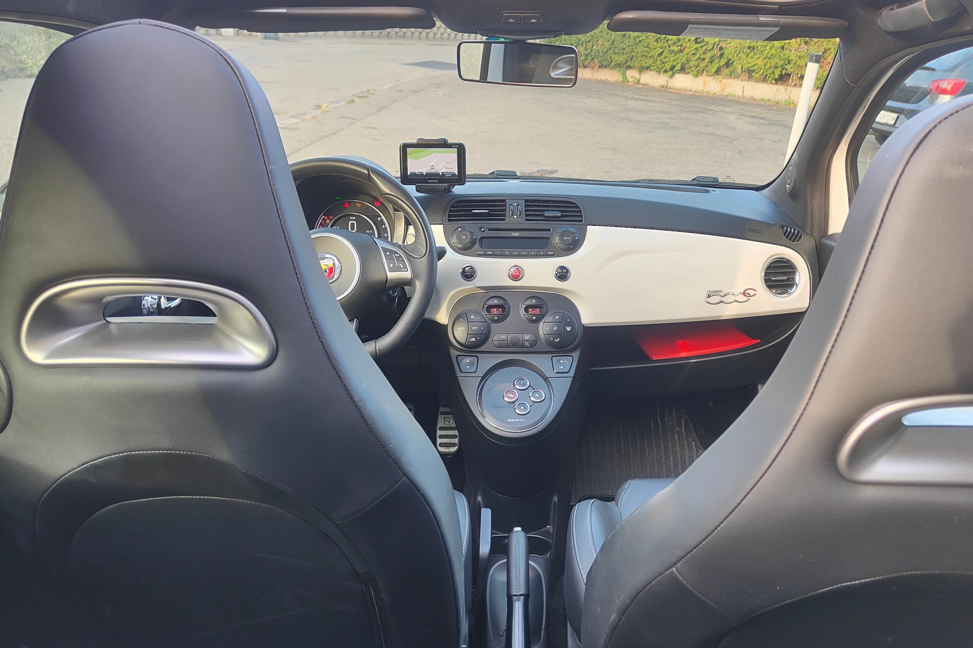 FIAT Abarth 1.4 T-Jet 160 Turismo-image-5