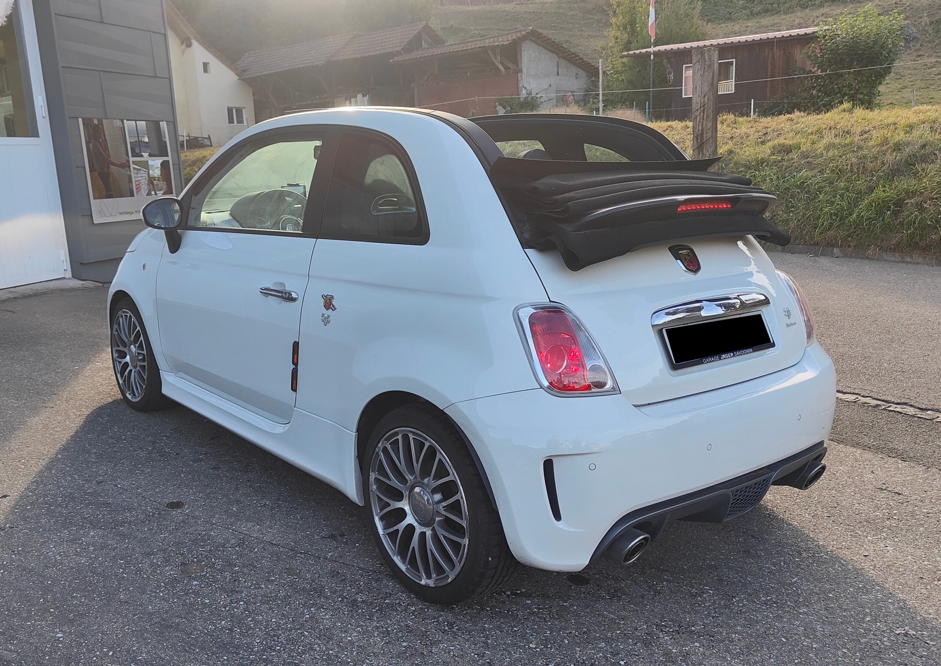 FIAT Abarth 1.4 T-Jet 160 Turismo-image-3