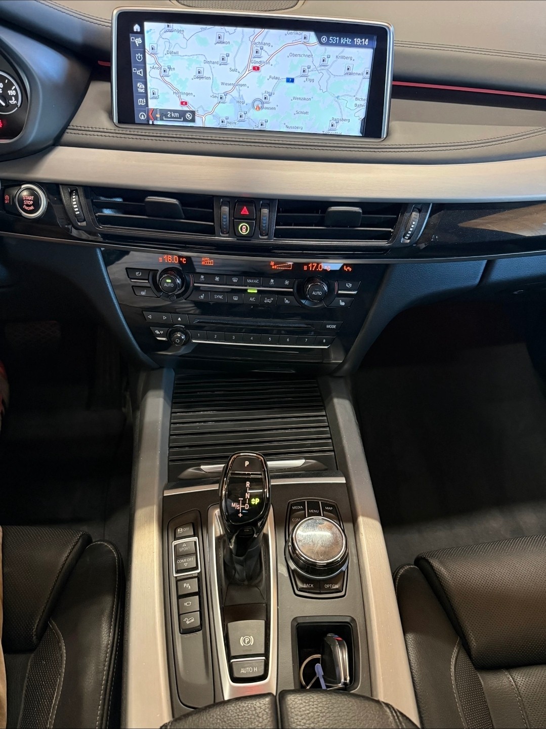 BMW X5 xDrive 40d Steptronic-image-11
