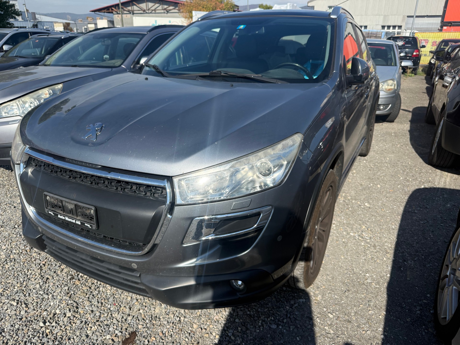 PEUGEOT 4008 1.6 HDi Allure 4WD-image-1