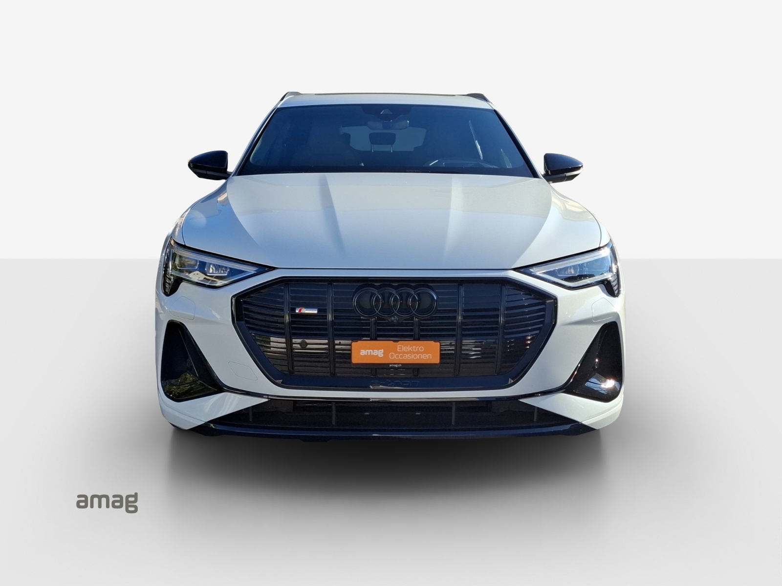 AUDI e-tron 55 S Line Black Edition quattro-image-7