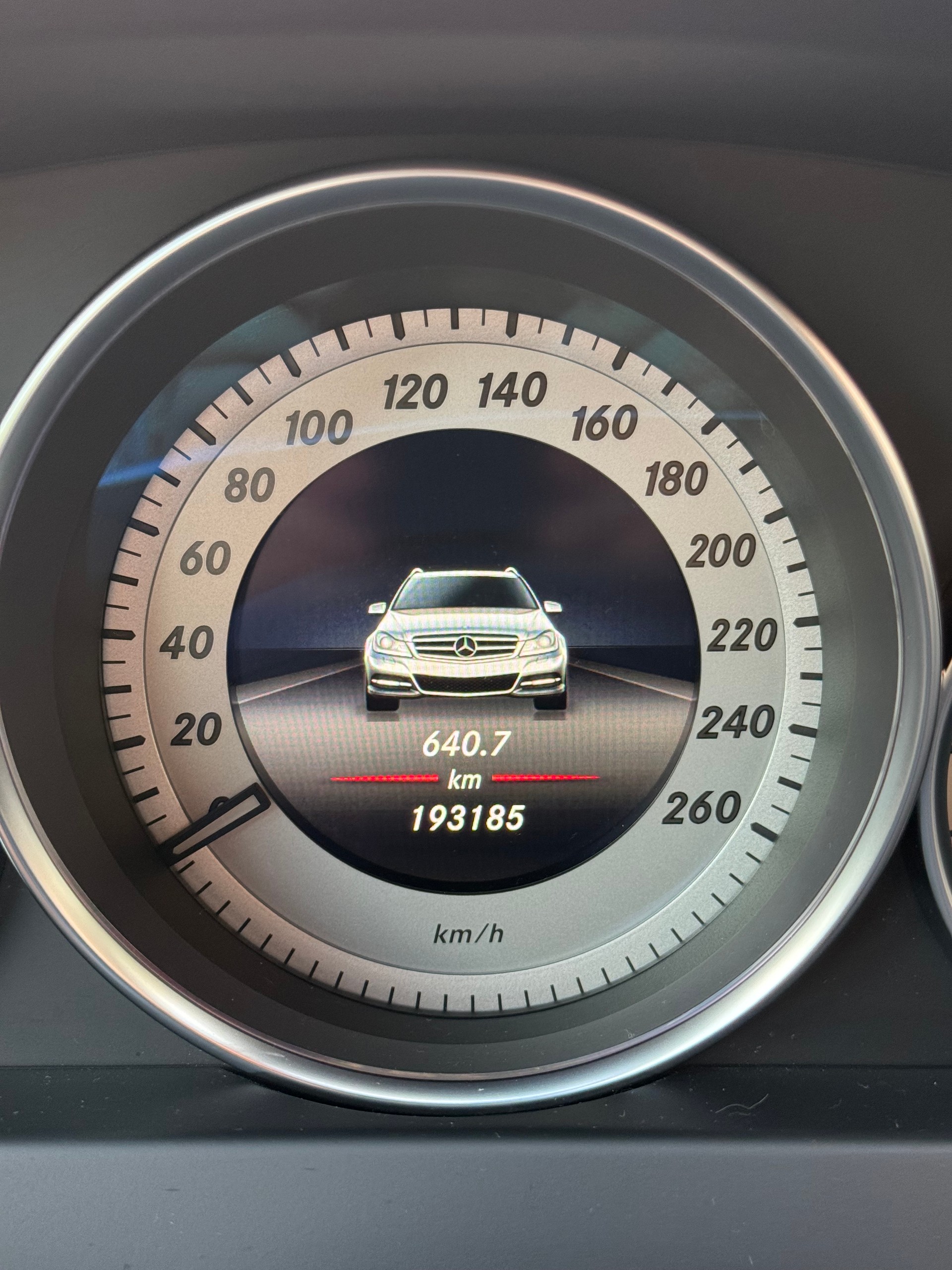 MERCEDES-BENZ C 250 CDI 4m-image-4