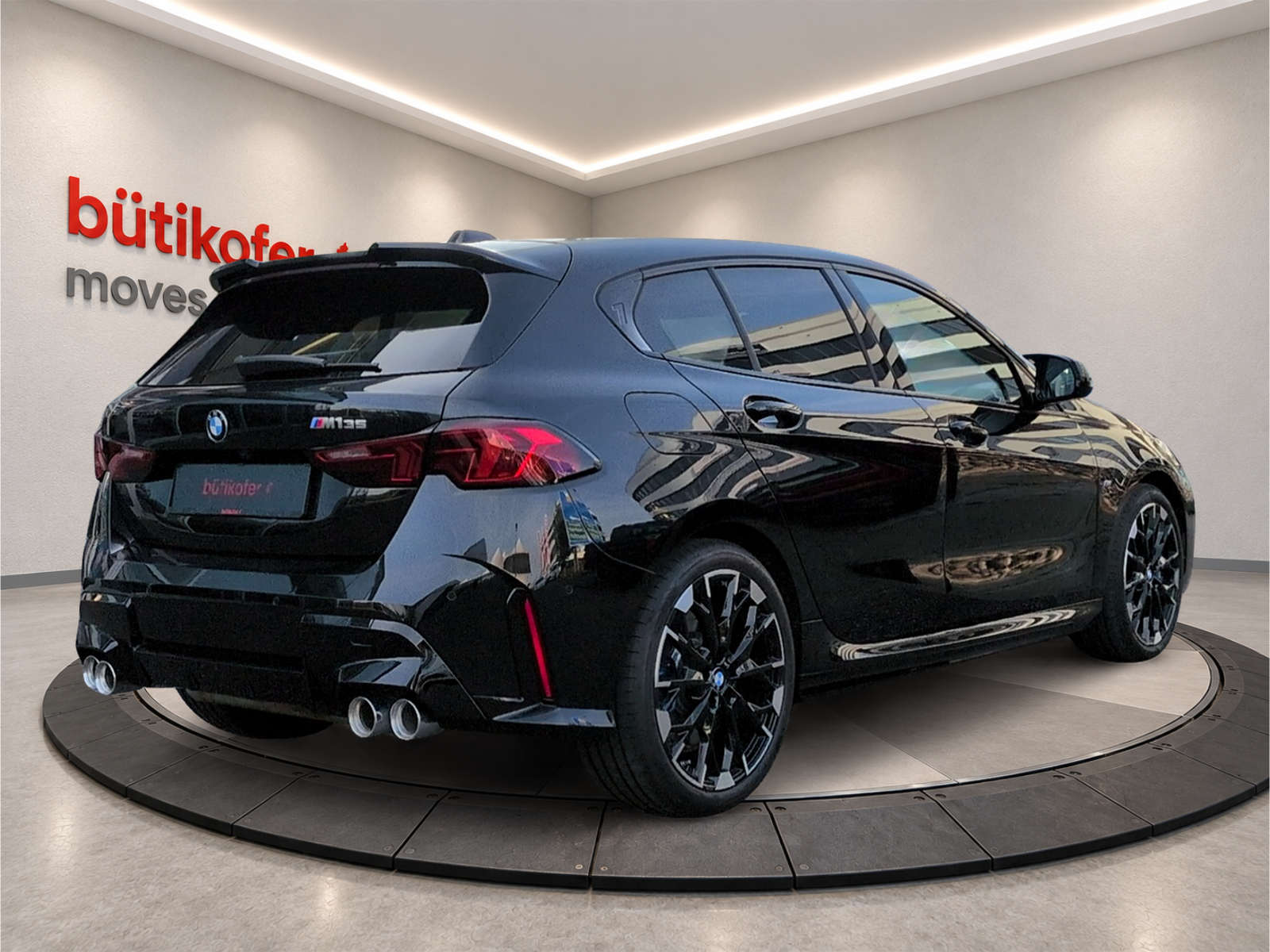 BMW M135i xDrive-image-4