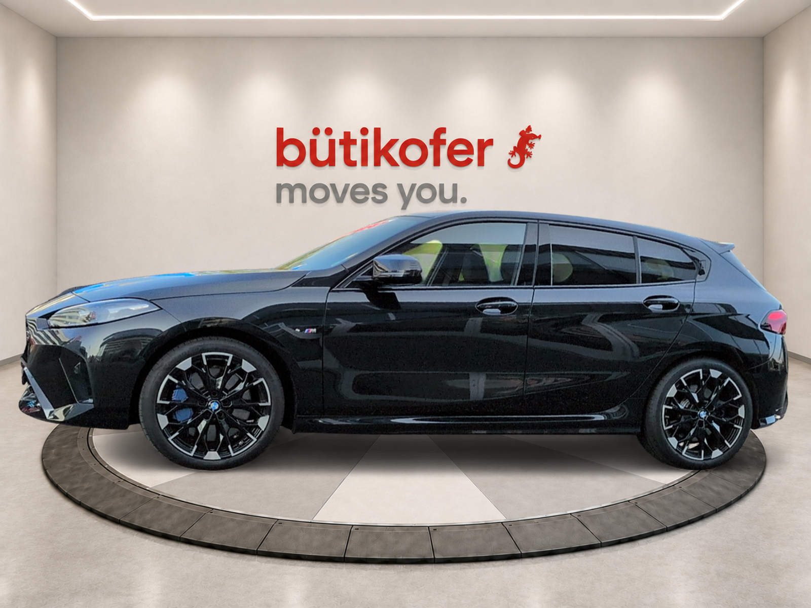 BMW M135i xDrive-image-1