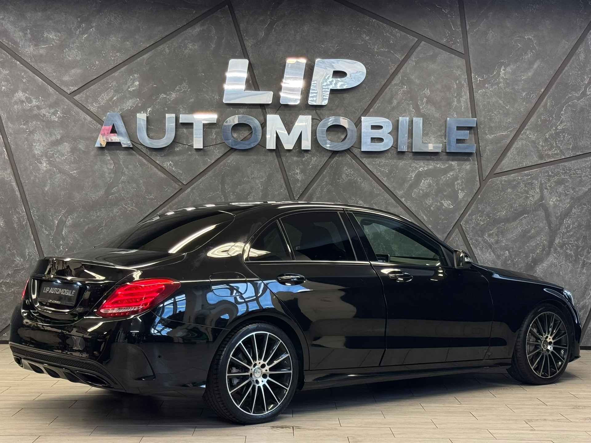 MERCEDES-BENZ C 250 AMG Line 7G-Tronic-image-7