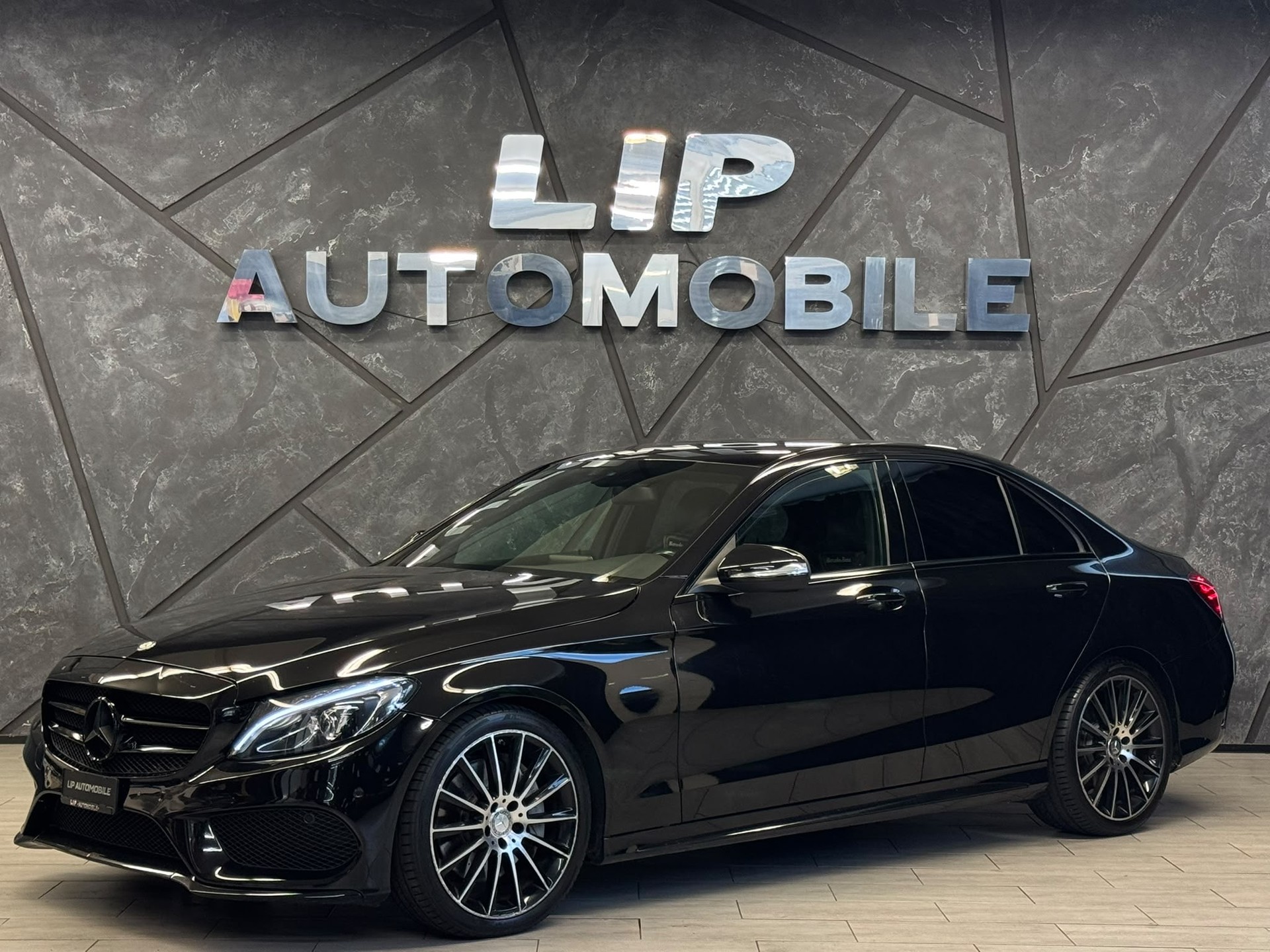 MERCEDES-BENZ C 250 AMG Line 7G-Tronic-image-0