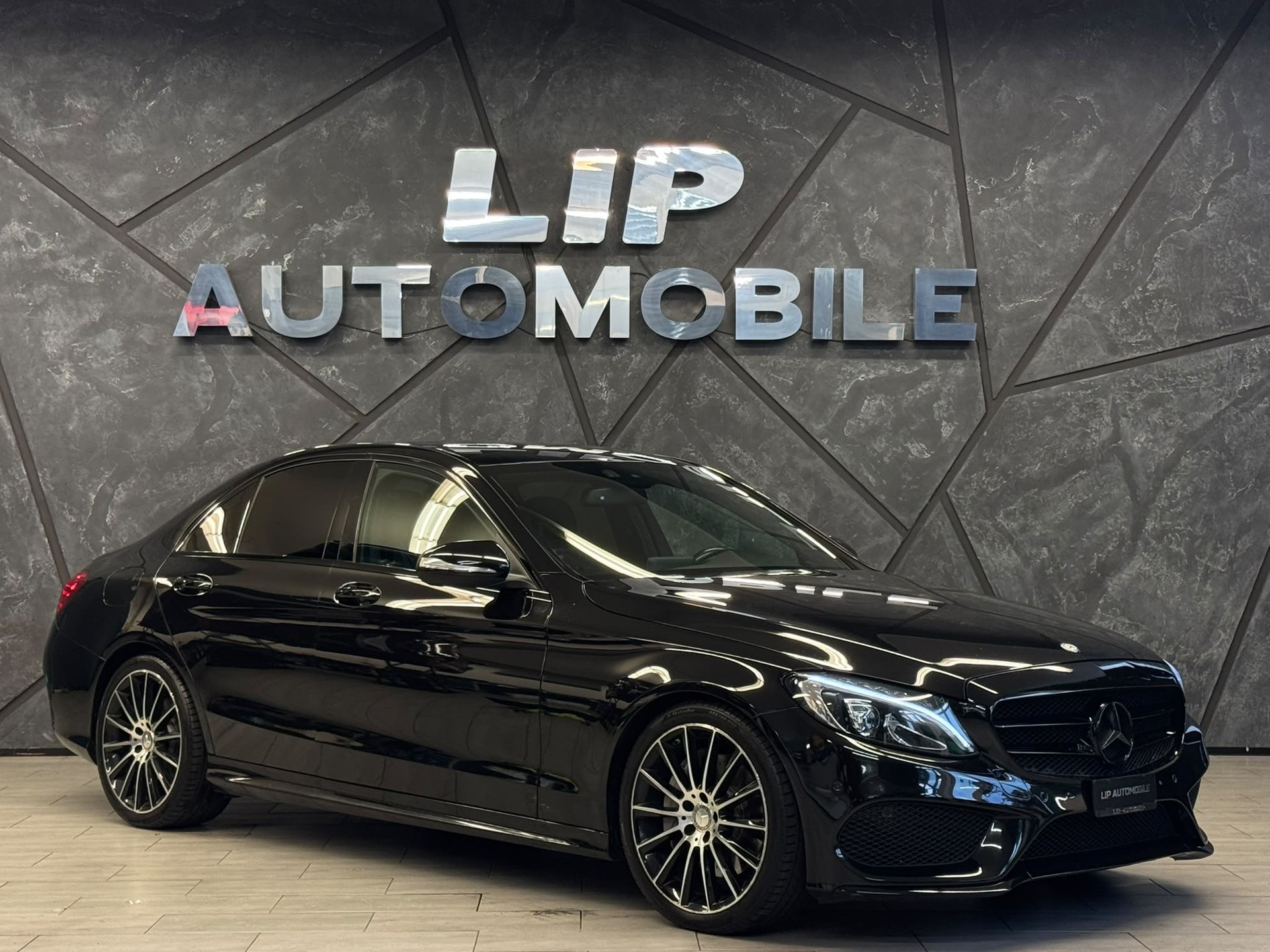 MERCEDES-BENZ C 250 AMG Line 7G-Tronic-image-2