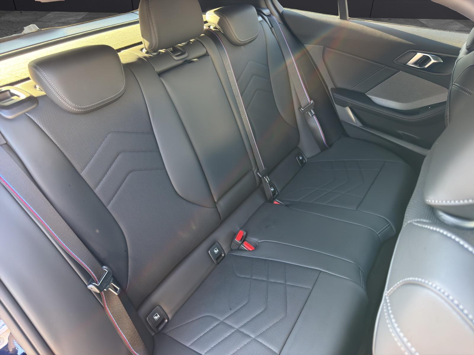 BMW 1er Reihe F70 123 xDrive-image-13