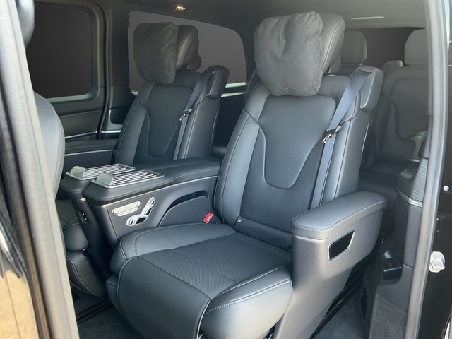 MERCEDES-BENZ V 300 d extralang 4Matic Exclusive 9G-Tronic-image-7