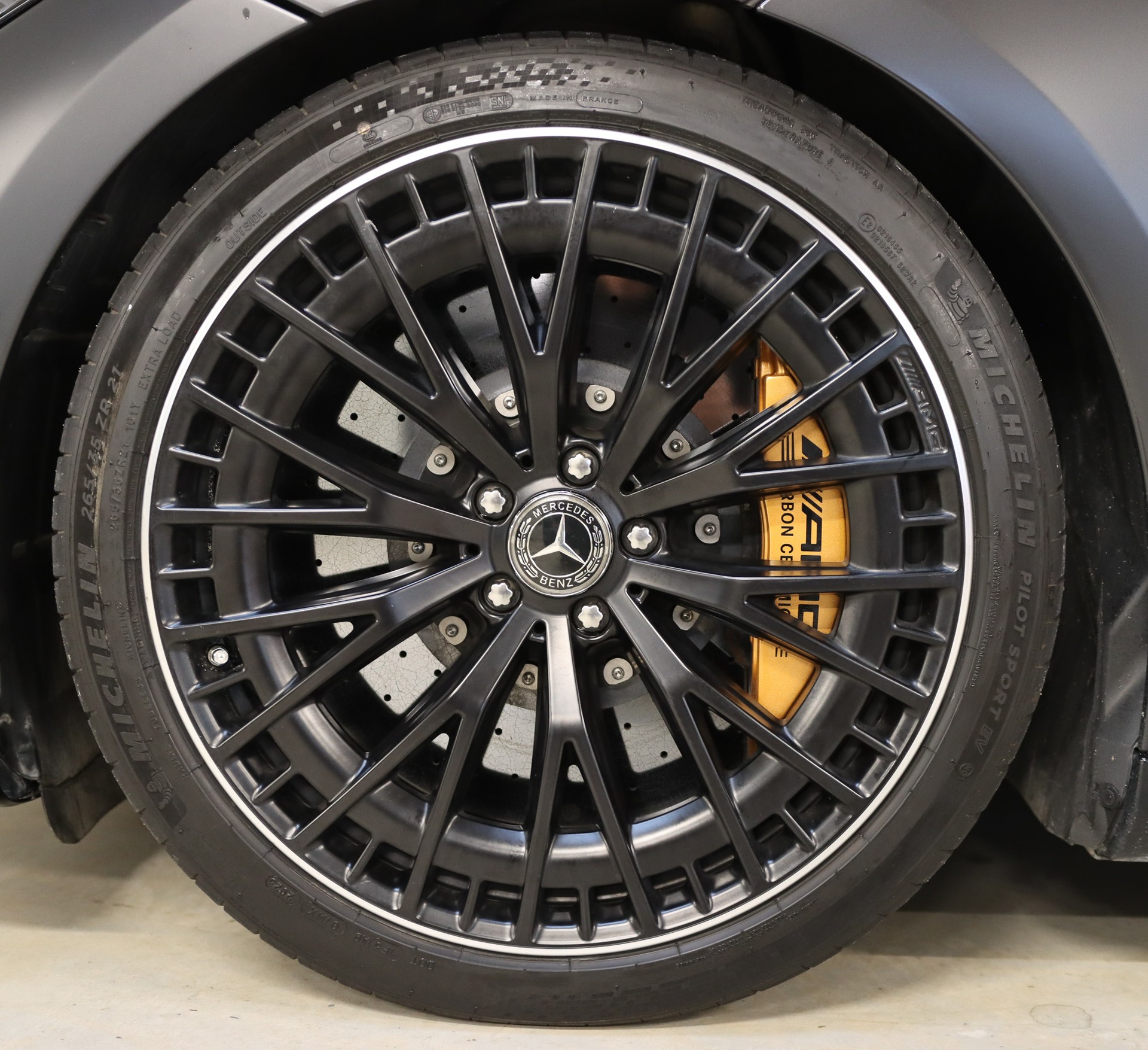 MERCEDES-BENZ EQE 43 AMG 4 Matic-image-8