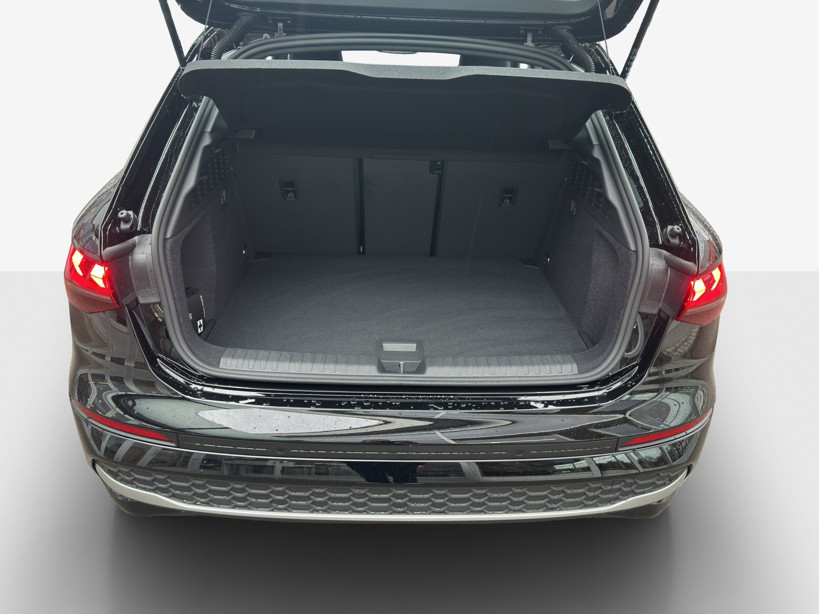 AUDI A3 Sportback TFSI 85 kW Ambition S-tronic-image-12