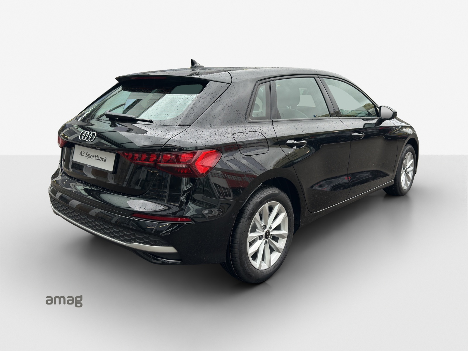 AUDI A3 Sportback TFSI 85 kW Ambition S-tronic-image-4