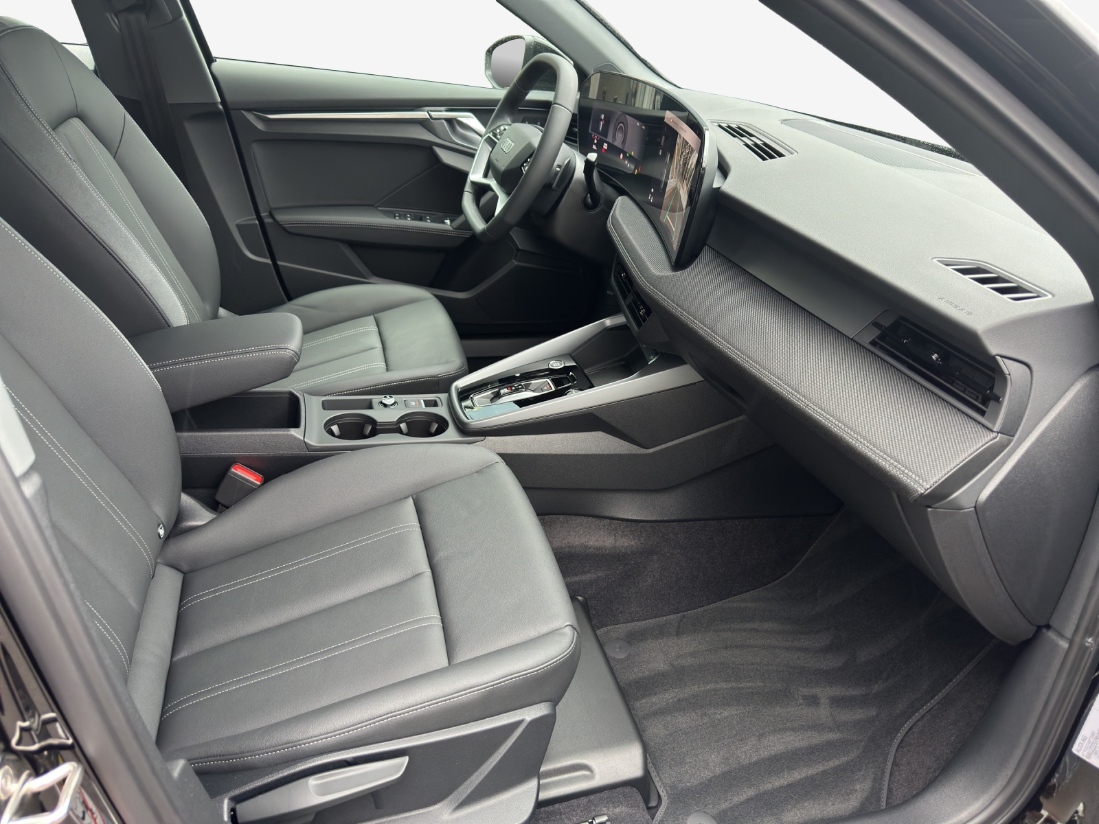 AUDI A3 Sportback TFSI 85 kW Ambition S-tronic-image-13