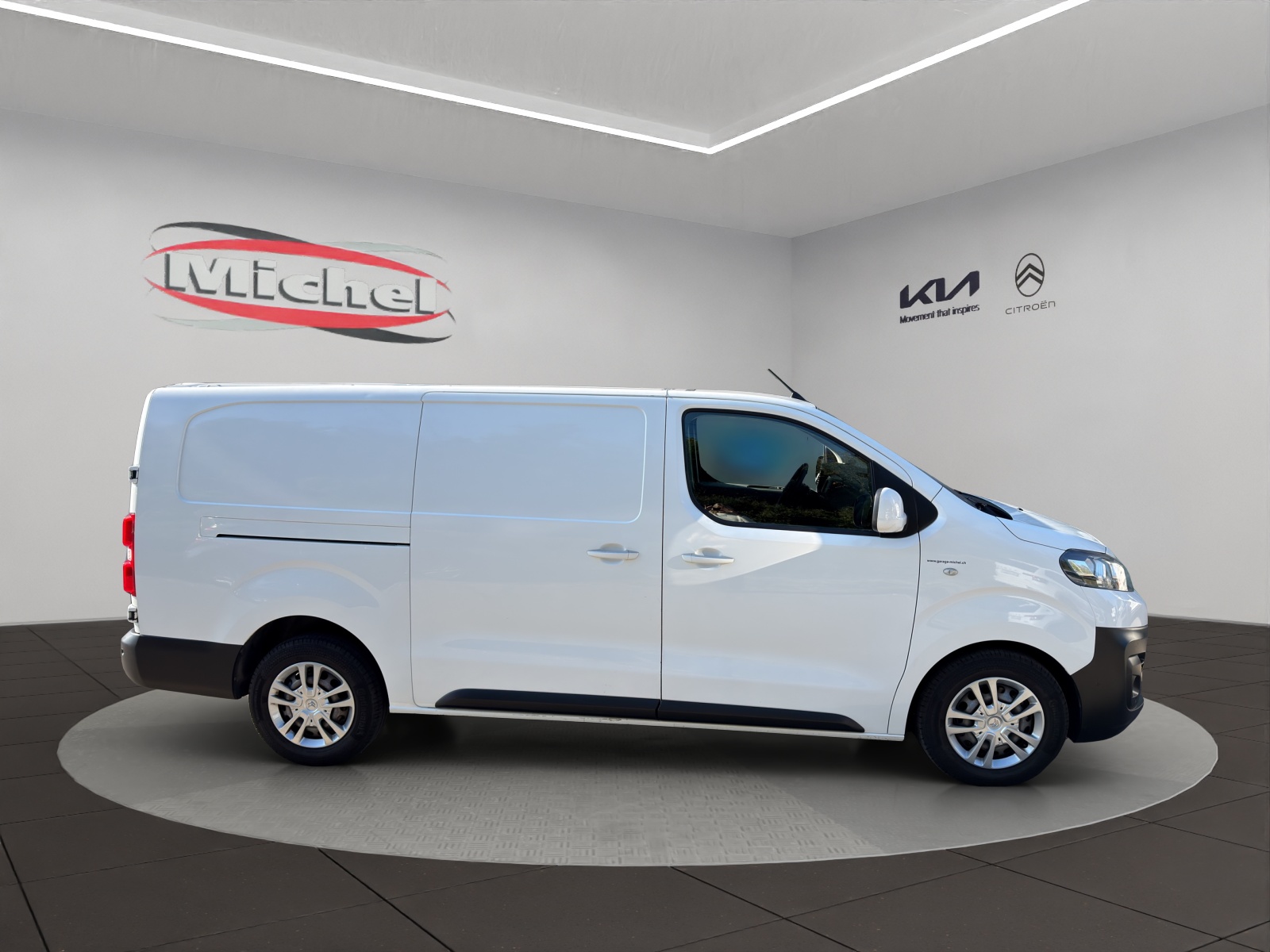 CITROEN Jumpy Kaw. XL 2.0 BlueHDi 180 Komfort S/S / Frisch ab MFK / Frisch ab Service / Pack TopRear Vision / Anhängerkupplung-image-5
