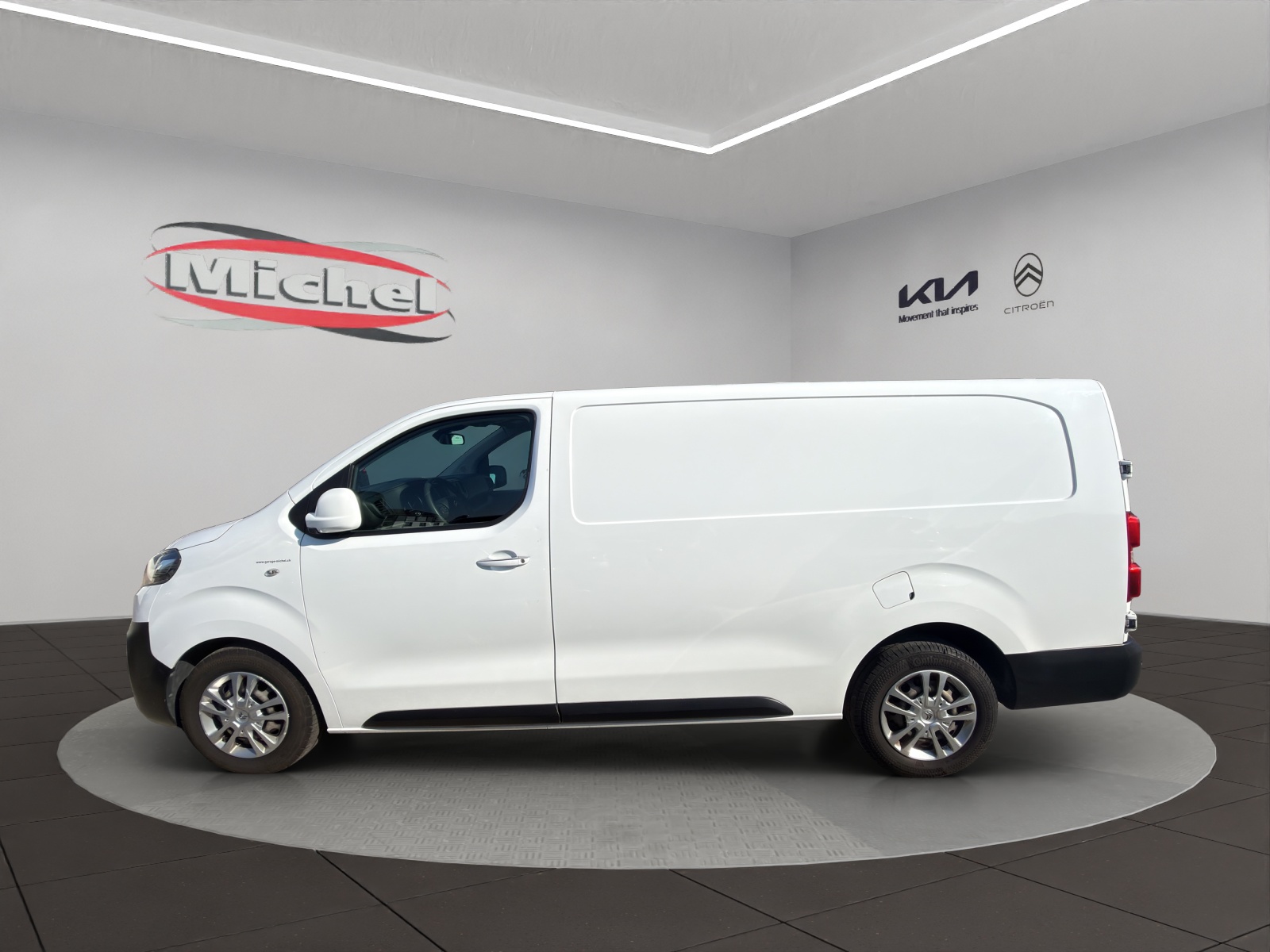 CITROEN Jumpy Kaw. XL 2.0 BlueHDi 180 Komfort S/S / Frisch ab MFK / Frisch ab Service / Pack TopRear Vision / Anhängerkupplung-image-1