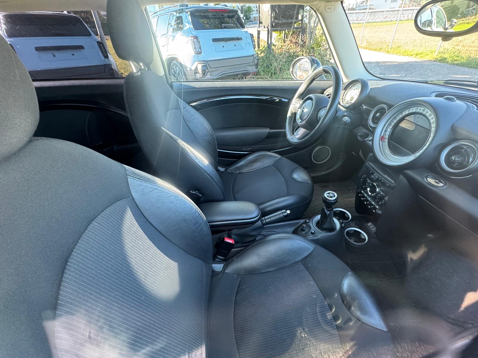 MINI Clubman Cooper D-image-5