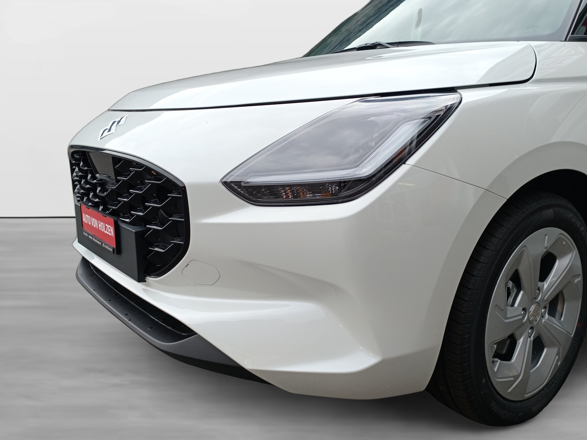 SUZUKI Swift 1.2 Compact Top Hybrid 4x4-image-13