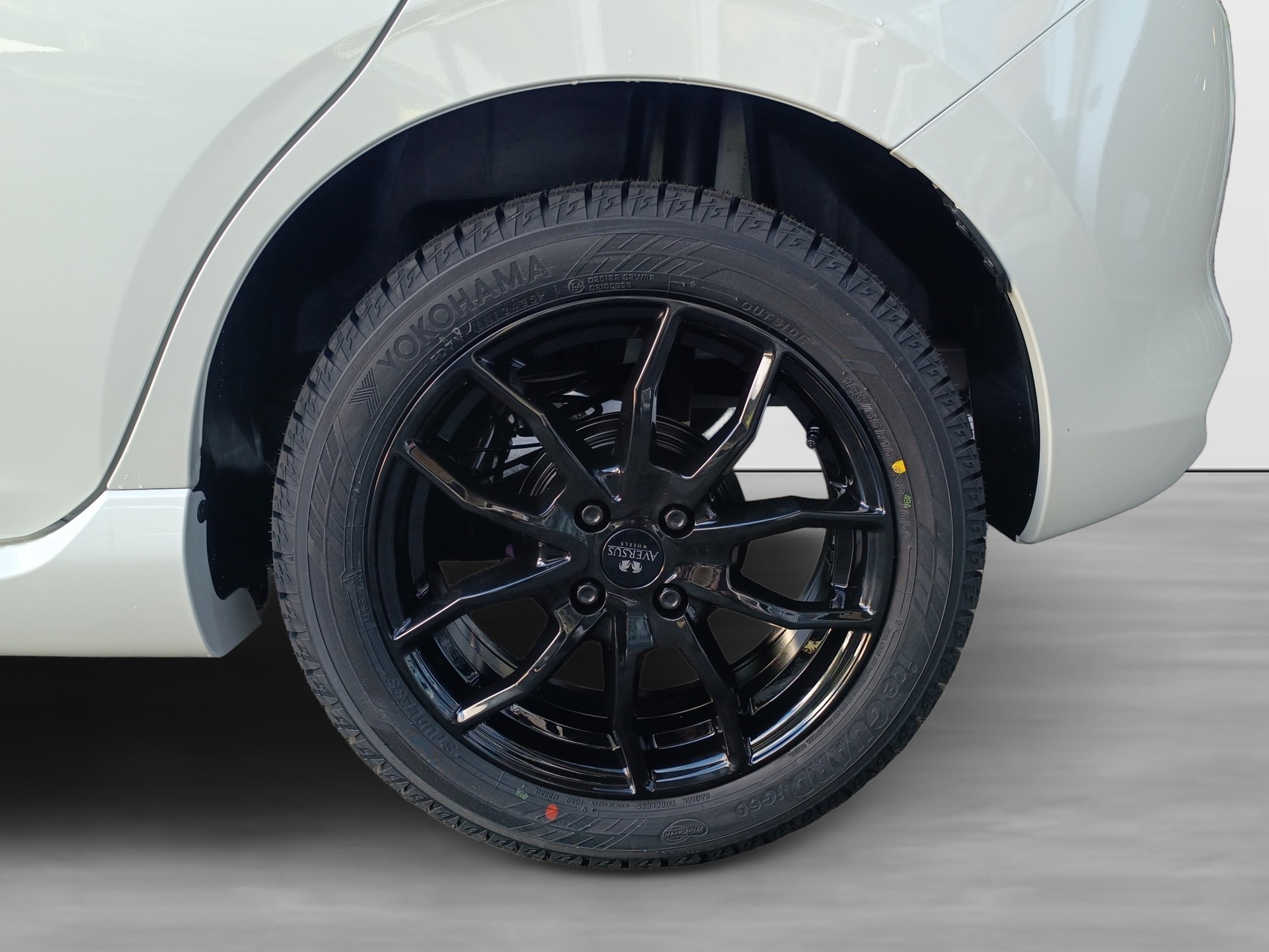 SUZUKI Swift 1.2 Compact Top Hybrid 4x4-image-20