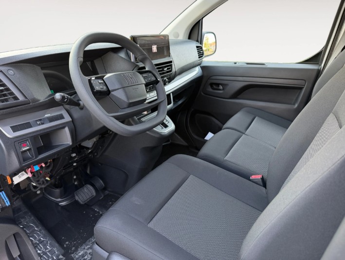 FIAT E-Scudo 75kWh L2 * 360 km Reichweite * Top Preis * Holzboden Gratis-image-6