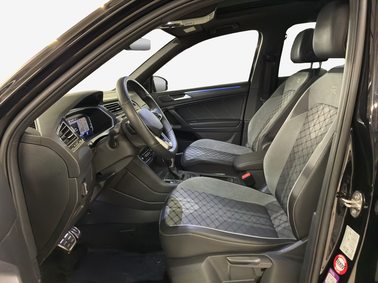 VW Tiguan Allspace 2.0TSI R-Line 4Motion DSG-image-7