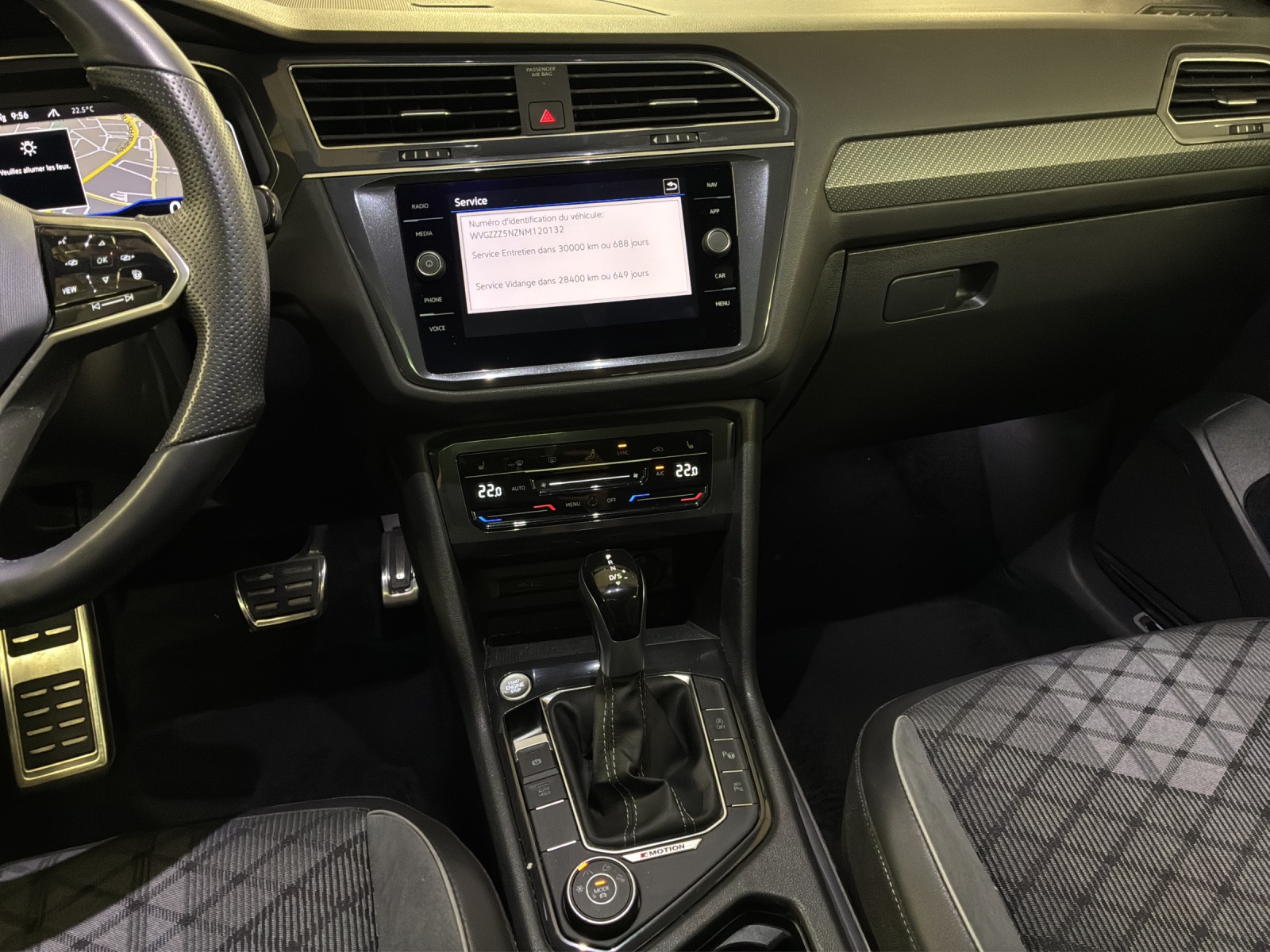 VW Tiguan Allspace 2.0TSI R-Line 4Motion DSG-image-10