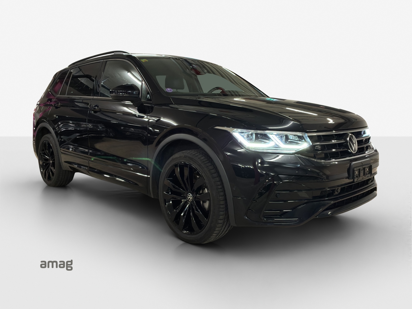VW Tiguan Allspace 2.0TSI R-Line 4Motion DSG-image-5