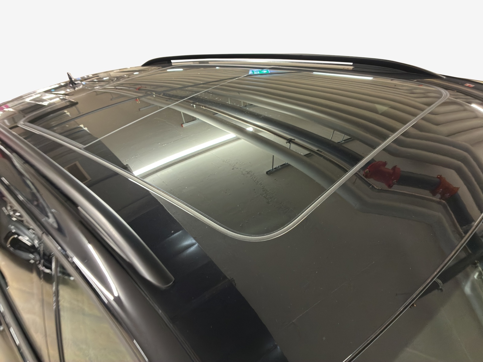 VW Tiguan Allspace 2.0TSI R-Line 4Motion DSG-image-14