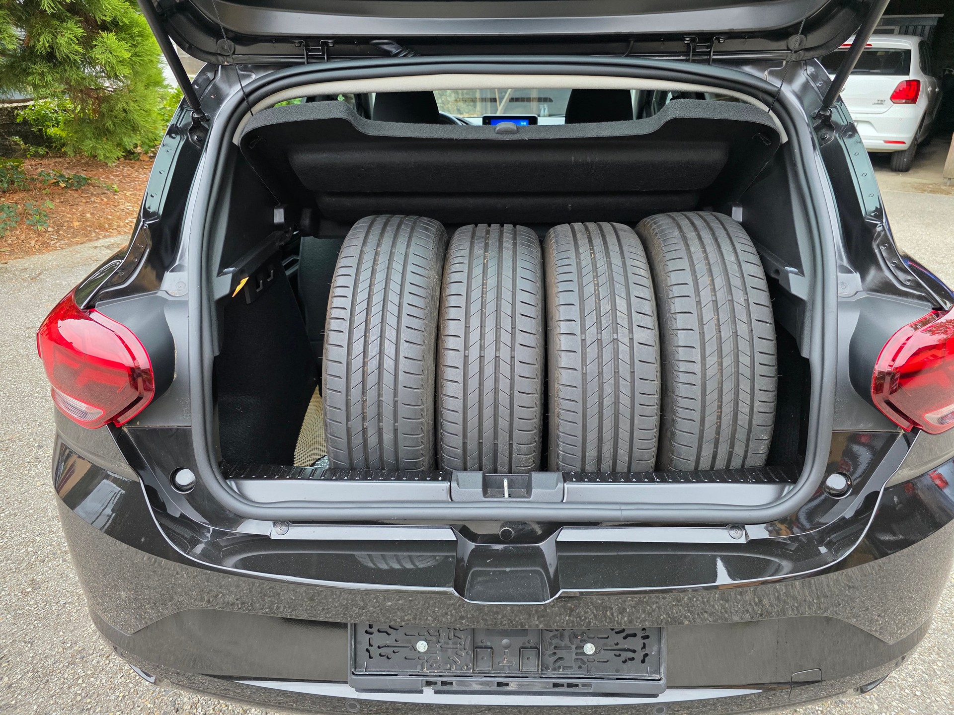 DACIA 1.0 TCe Comfort-image-4