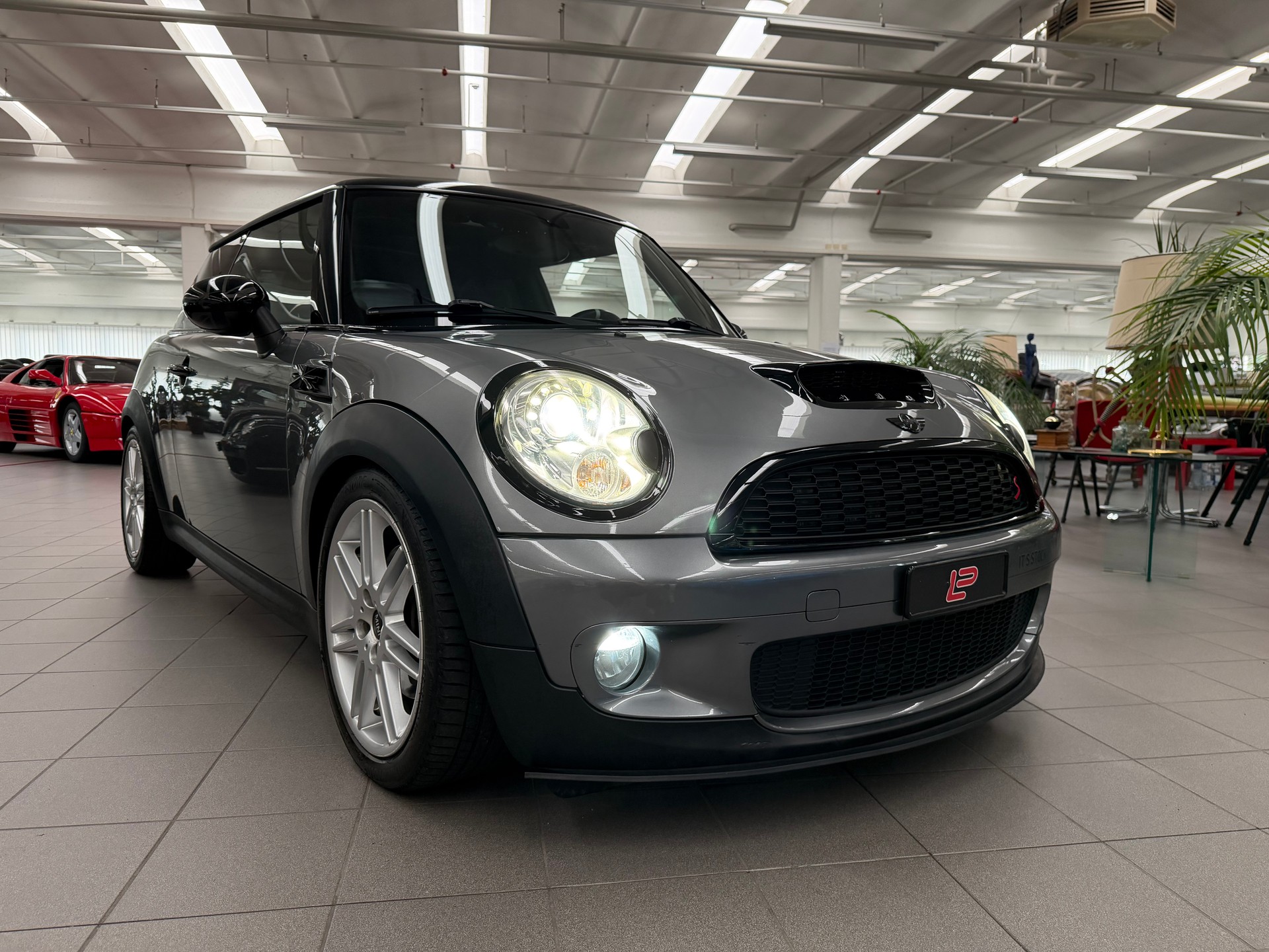 MINI Cooper S-image-1