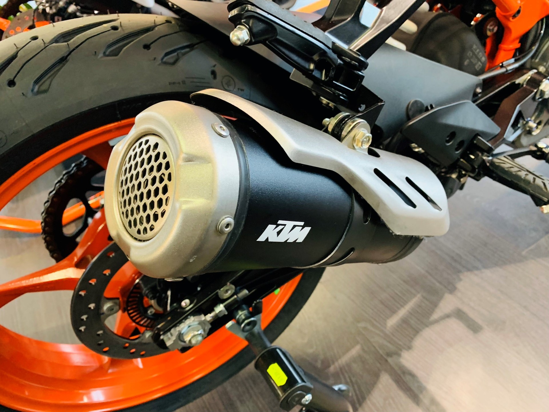 KTM RC 125 ABS-image-4