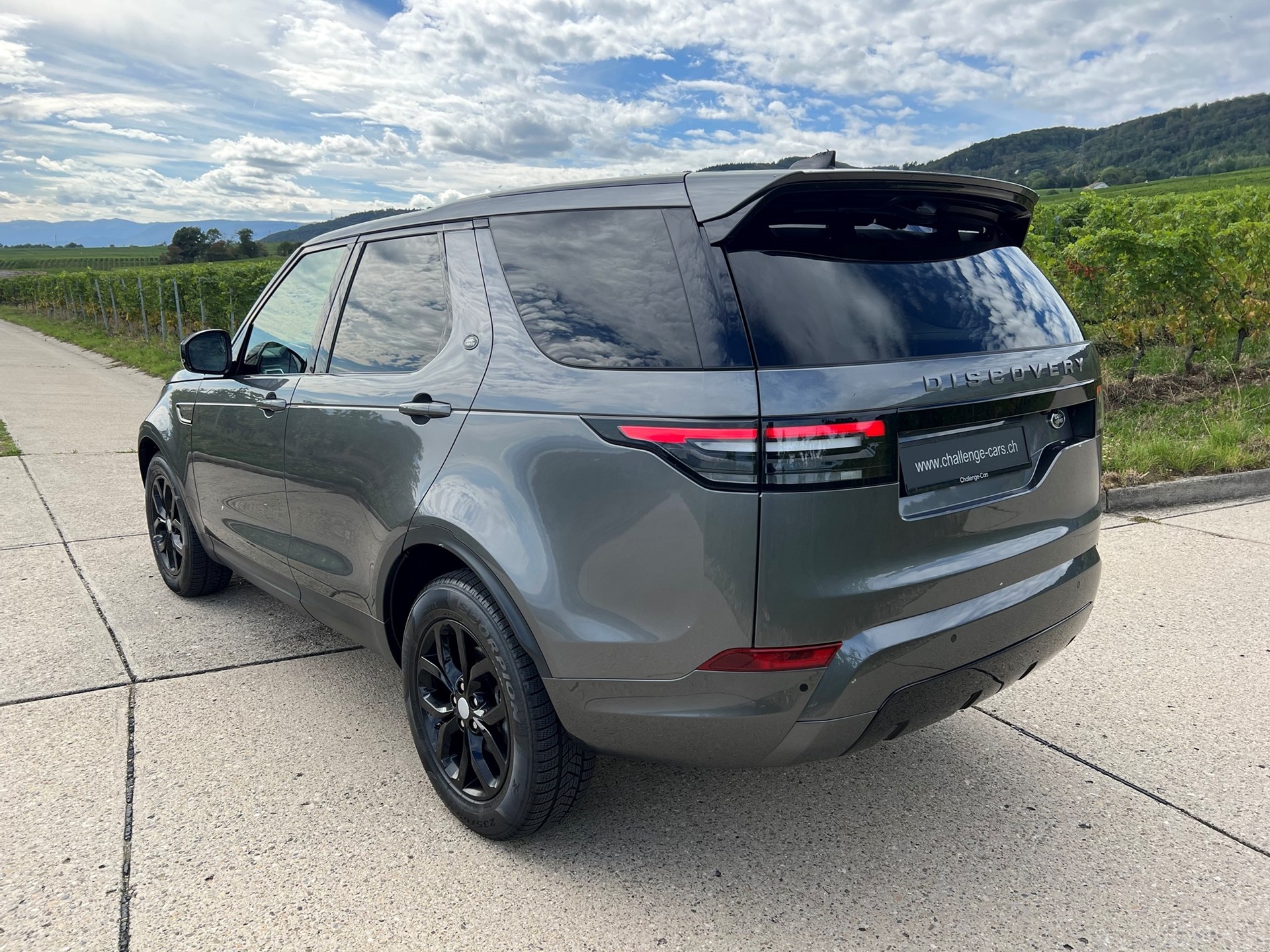 LAND ROVER Discovery 2.0 SD4 SE Automatic-image-4