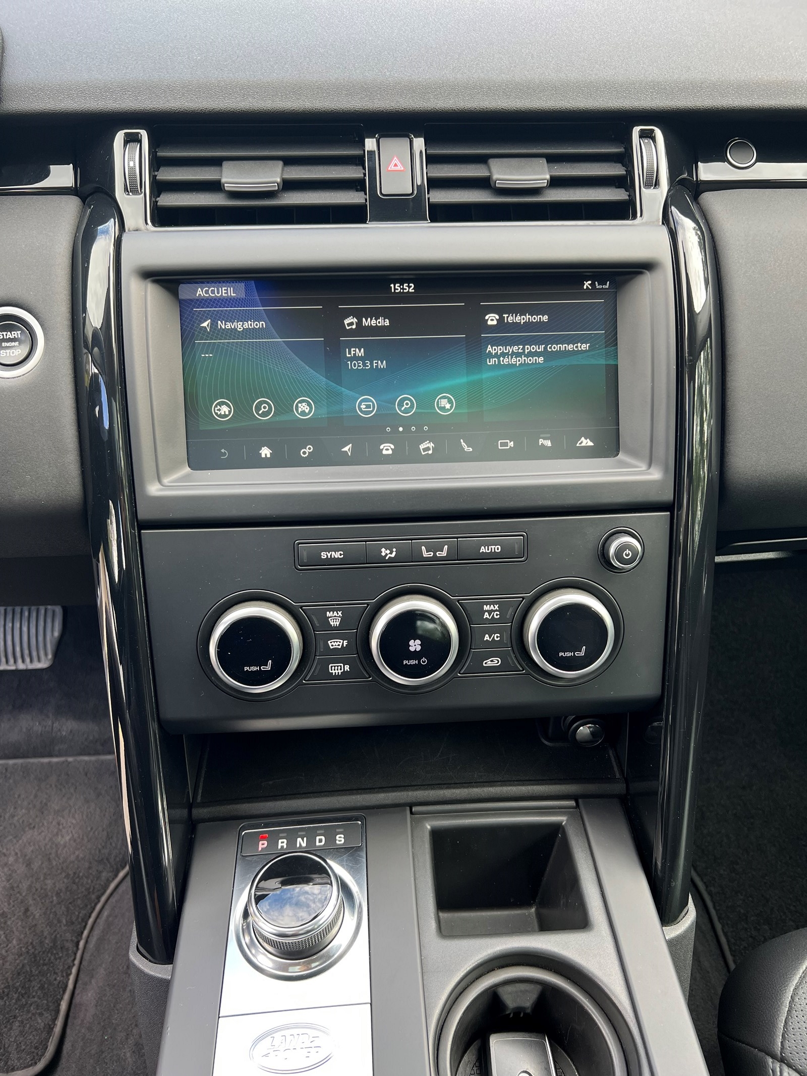 LAND ROVER Discovery 2.0 SD4 SE Automatic-image-19