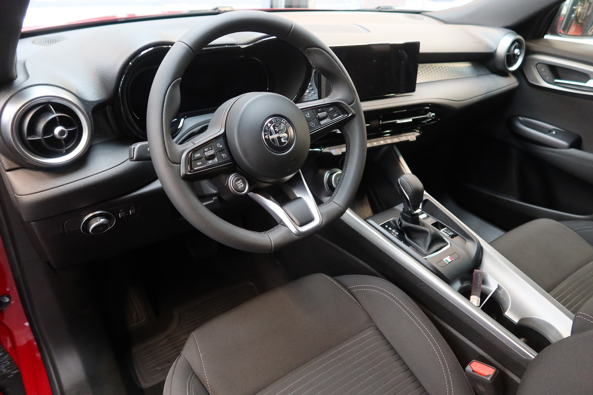 ALFA ROMEO Tonale 1.5 Hybrid Super-image-9